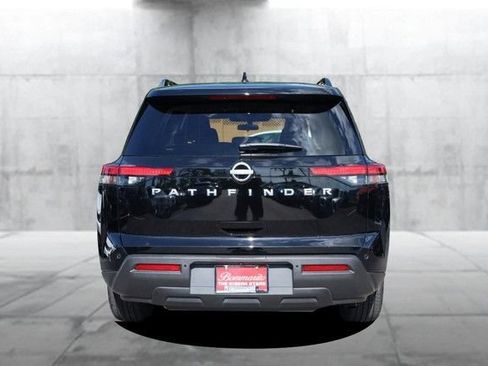 Certified 2025 Nissan Pathfinder SV FWD image 6