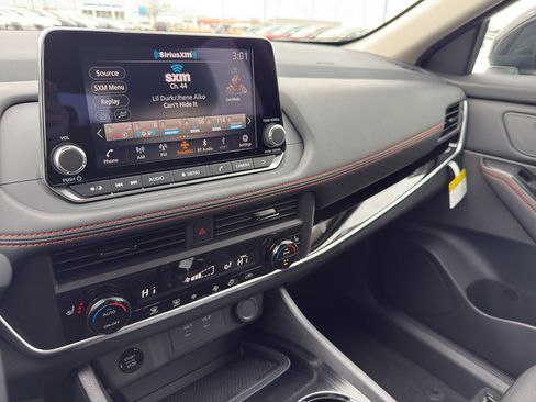 New 2026 Nissan Rogue SV image 21