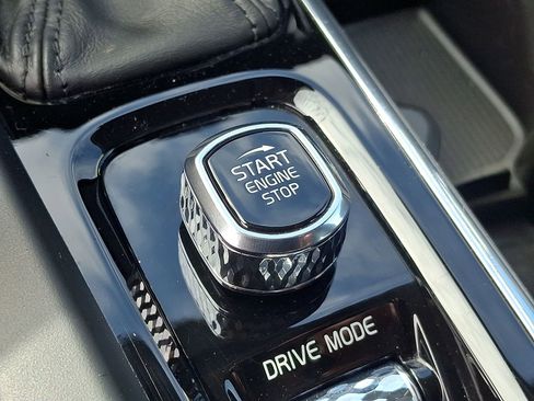 Used 2020 Volvo S60 T5 Momentum w/ Protection Package Premier image 24