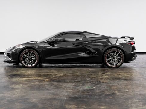 Used 2024 Chevrolet Corvette Stingray Premium Conv w/ Z51 Performance Package image 12