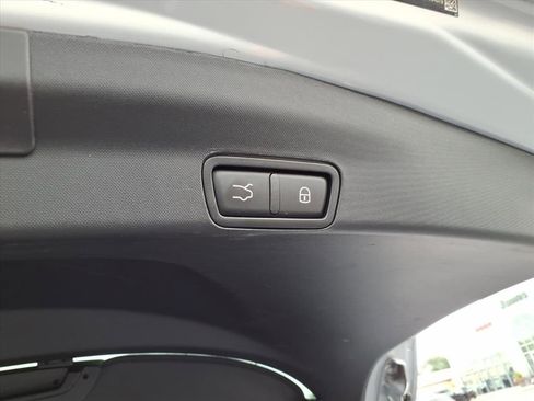 Used 2023 Alfa Romeo Stelvio Ti image 27