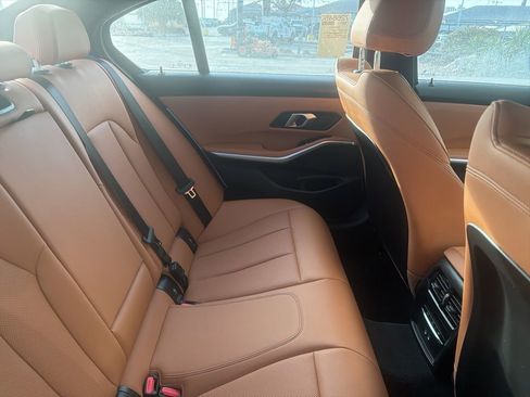 Used 2025 BMW 330i xDrive 330i xDrive image 4