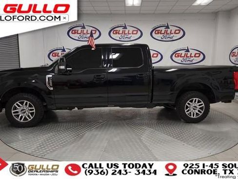 Used 2018 Ford F250 Lariat w/ Lariat Value Package image 5