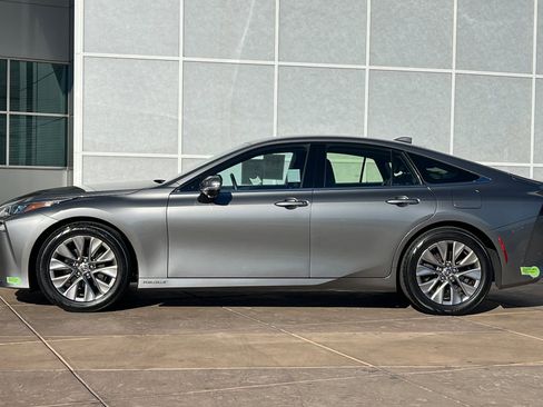 Certified 2023 Toyota Mirai XLE image 8