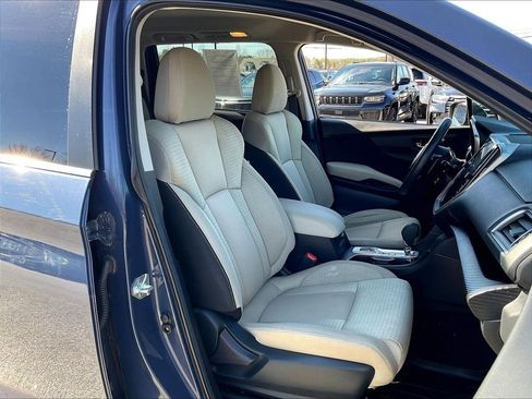 Used 2023 Subaru Ascent Premium w/ Convenience Package image 10