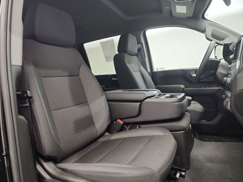 Used 2026 Chevrolet Silverado 2500 Custom w/ Custom Value Package image 28