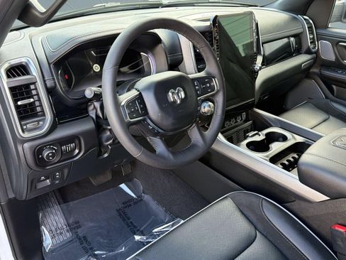 Used 2026 RAM 1500 Laramie w/ Advanced Safety Group II AWD/4WD image 4
