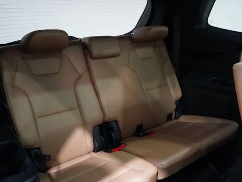 Used 2022 Kia Telluride SX image 38