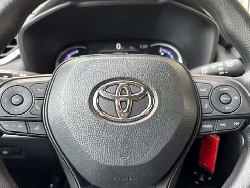 Certified 2023 Toyota RAV4 LE image 27