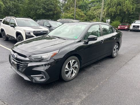 Used 2024 Subaru Legacy Premium AWD/4WD image 9
