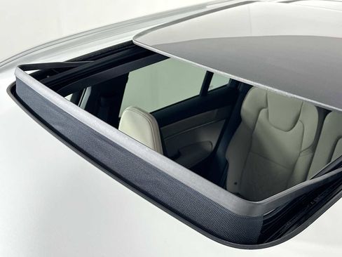 New 2026 Volvo XC90 B5 Core image 20