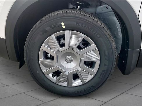 New 2026 Nissan Kicks S image 9