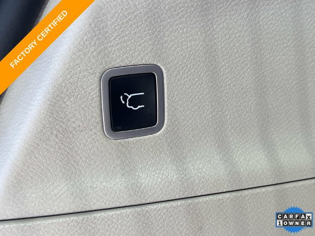 Used 2019 Chrysler Pacifica Touring-L FWD image 14