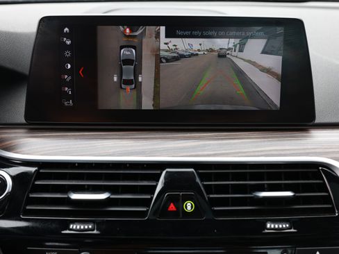 Used 2017 BMW 530i RWD image 39