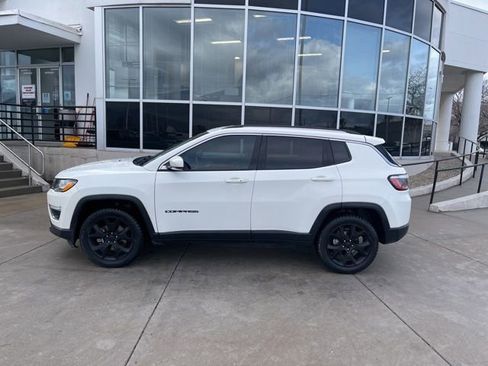 Used 2021 Jeep Compass Limited image 4