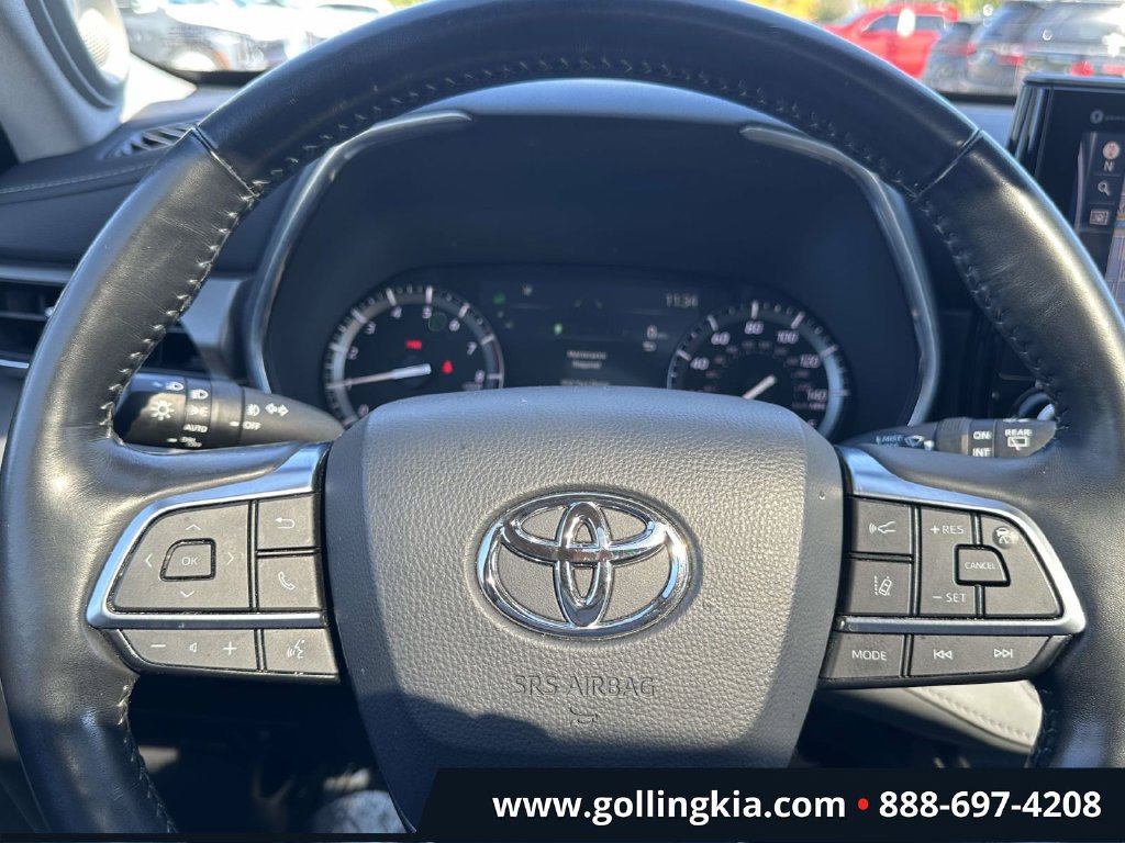 Used 2021 Toyota Highlander Limited AWD/4WD image 21