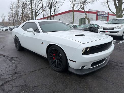 Used 2018 Dodge Challenger R/T Scat Pack w/ Leather Interior Group image 7
