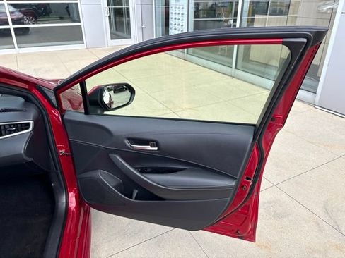 Used 2025 Toyota Corolla SE FWD image 34