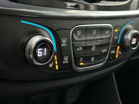 Used 2023 Chevrolet Traverse LT w/ LPO, Floor Liner Package image 9