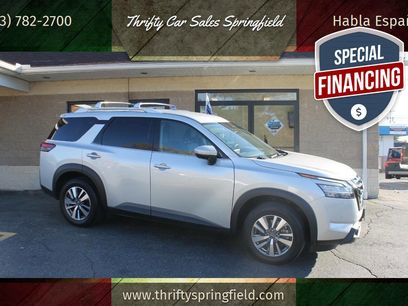 Used 2023 Nissan Pathfinder SL w/ Lighting Package (N92)