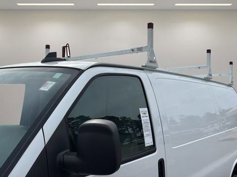 Used 2023 GMC Savana 2500 w/ Driver Convenience Package image 45