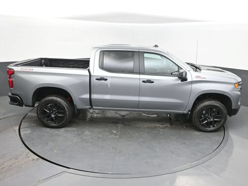 Used 2026 Chevrolet Silverado 1500 LT Trail Boss w/ LT Trail Boss Premium Package AWD/4WD image 38