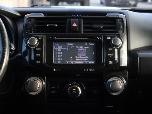 Used 2019 Toyota 4Runner 4WD image 18