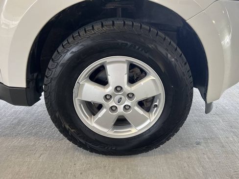 Used 2009 Ford Escape XLT AWD/4WD image 31