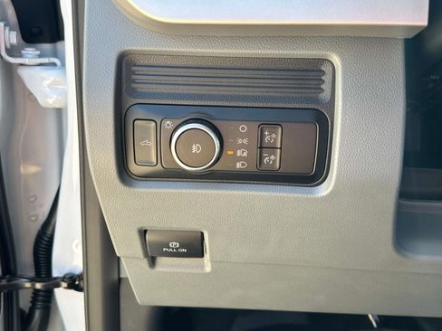 New 2025 Ford F550 4x4 Regular Cab Super Duty image 26