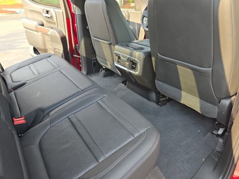 Used 2019 GMC Sierra 1500 Denali w/ Denali Ultimate Package image 11