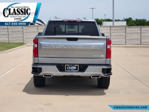 Used 2025 Chevrolet Silverado 1500 High Country AWD/4WD image 9