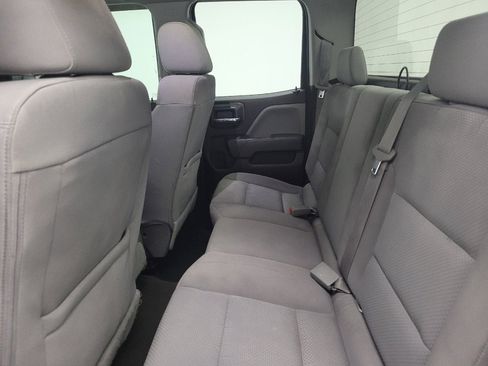Used 2016 Chevrolet Silverado 1500 Custom w/ Custom Convenience Package AWD/4WD image 18