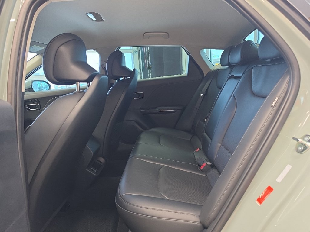 Certified 2026 Kia K4 EX FWD image 37