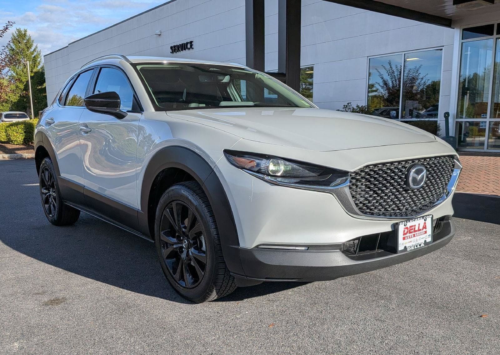Used 2024 MAZDA CX-30 AWD 2.5 S w/ Select Sport Pkg image 3