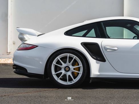 Used 2011 Porsche 911 GT2 RS RWD image 22