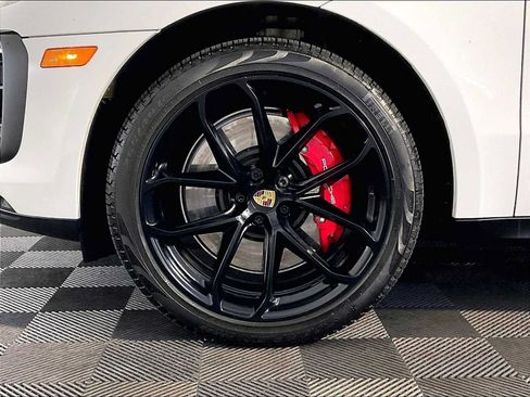 Certified 2022 Porsche Macan GTS AWD/4WD image 11