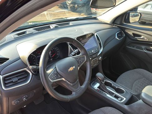 Used 2024 Chevrolet Equinox LT FWD image 17