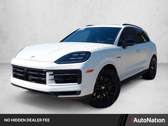Used 2025 Porsche Cayenne E-Hybrid AWD/4WD image 1