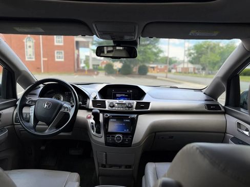 Used 2016 Honda Odyssey EX-L image 13