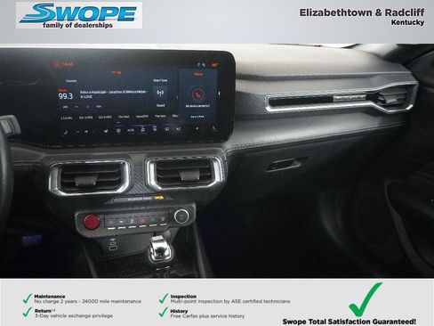 Used 2024 Ford Mustang Premium image 18