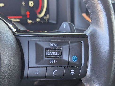 Certified 2021 Nissan Rogue Platinum image 29