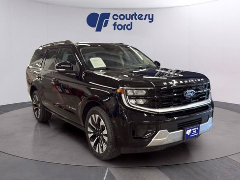 Certified 2025 Ford Expedition Platinum w/ Driver's Package AWD/4WD image 1