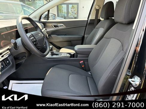 New 2026 Kia Sportage LX w/ LX Convenience Package AWD/4WD image 28