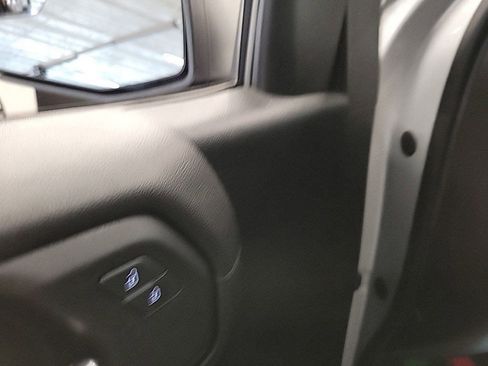 Used 2019 Chevrolet Silverado 1500 RST AWD/4WD image 13