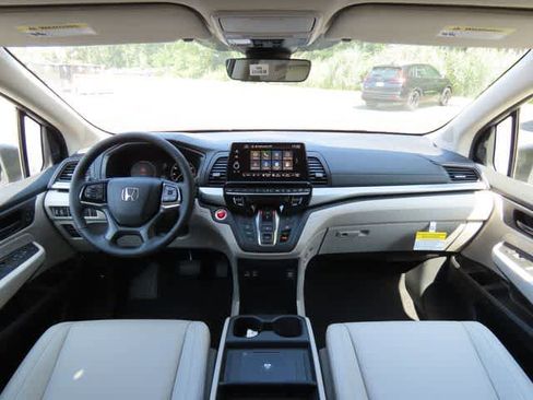 New 2026 Honda Odyssey EX-L image 18