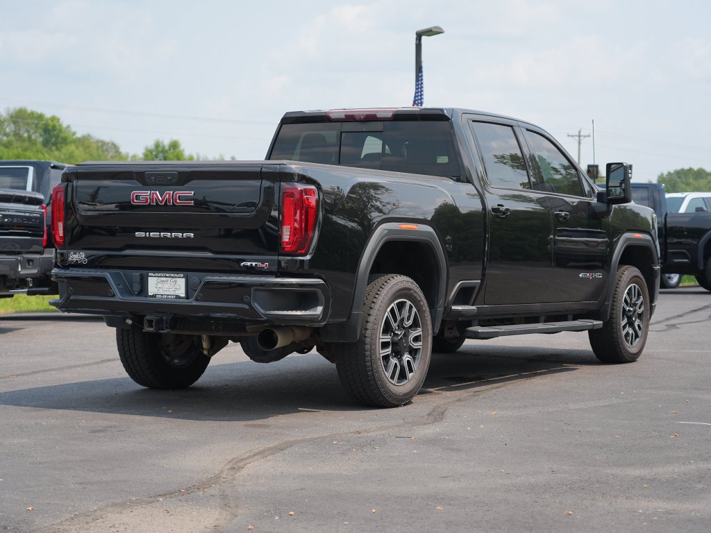 Used 2020 GMC Sierra 3500 AT4 w/ AT4 Premium Package AWD/4WD image 3