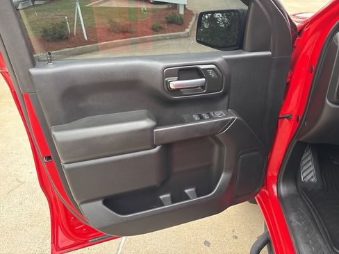 Used 2020 Chevrolet Silverado 1500 Custom w/ Custom Value Package image 26