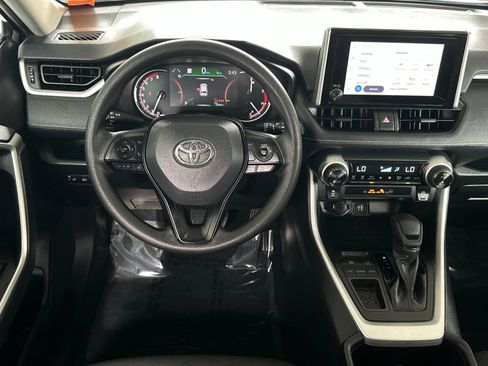 Used 2025 Toyota RAV4 XLE FWD image 13