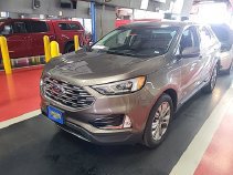 Used 2019 Ford Edge Titanium FWD image 1