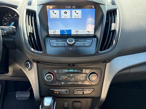 Used 2019 Ford Escape SEL image 25